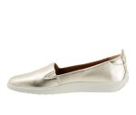 Women's Softwalk Deva Flats