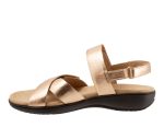 Women's Trotters River Metallic Sandals